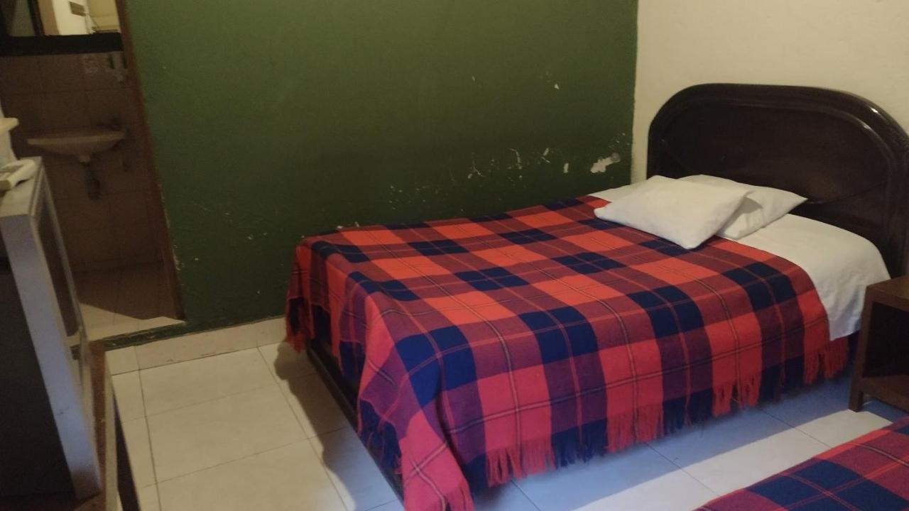 Hotel Valparaiso 伊皮亚莱斯 外观 照片